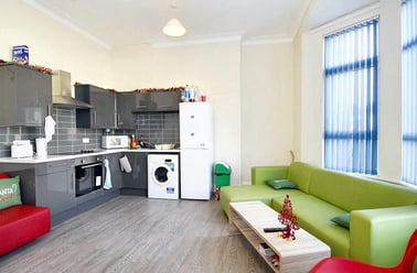 Beaumont Road, Flat 3, St Judes, Plymouth - Image 3